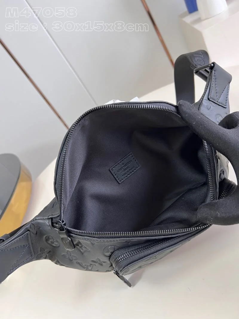 Snug Louis Vuitton Waist Chest Packs 40965