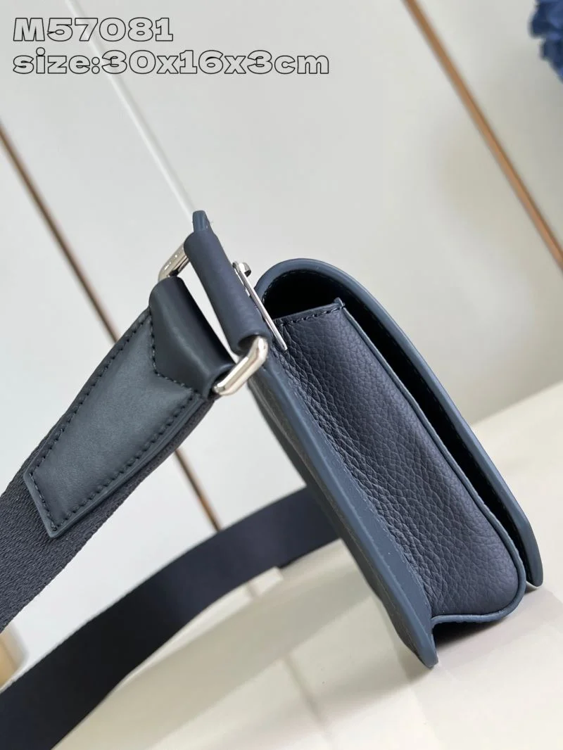 EyeCatching Louis Vuitton Waist Chest Packs 41004