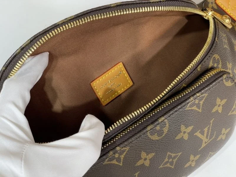 Minimalist Louis Vuitton Waist Chest Packs 40254