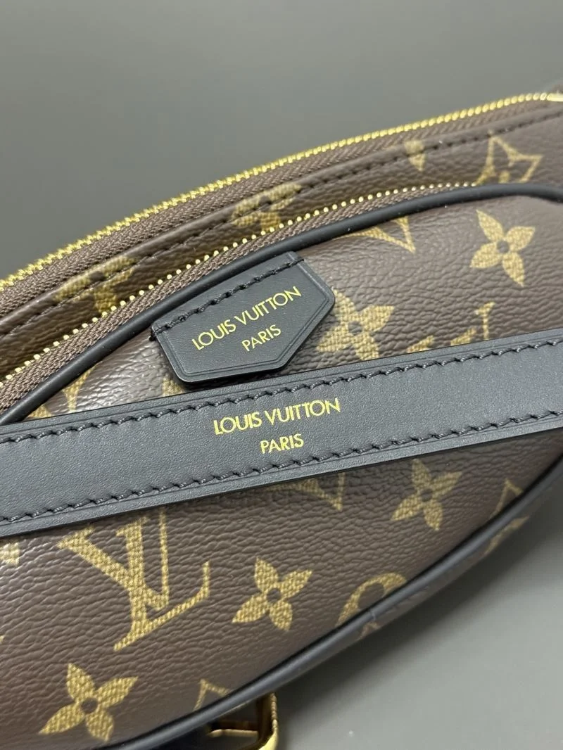 Louis Vuitton Waist Chest Packs Sophisticated 40269