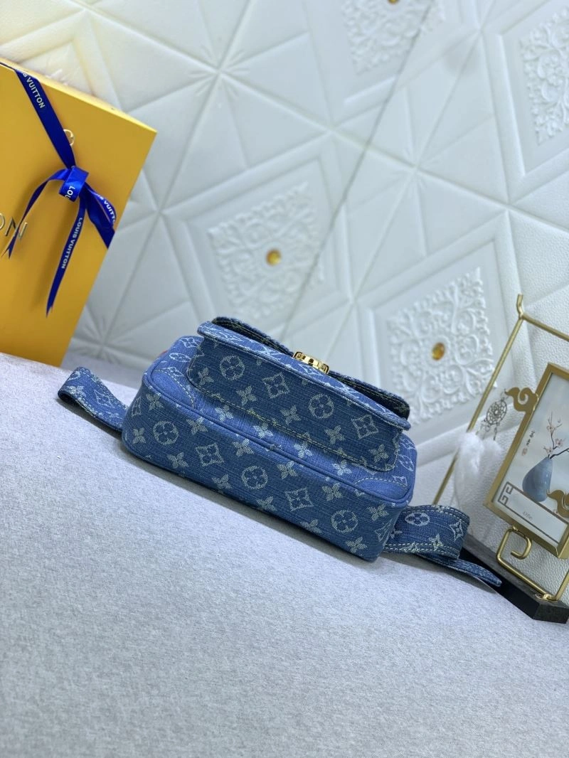 Louis Vuitton Waist Chest Packs Neat 78876