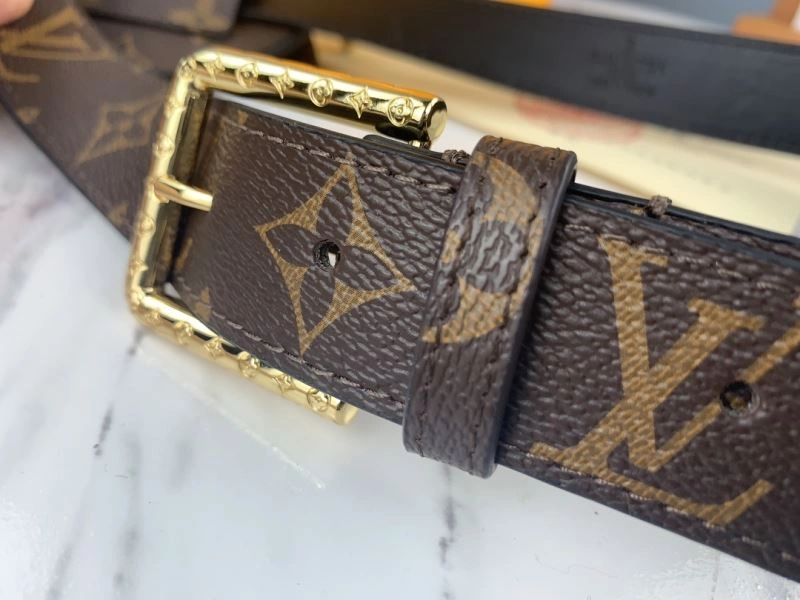 RelaxedFit Louis Vuitton Waist Chest Packs 79027