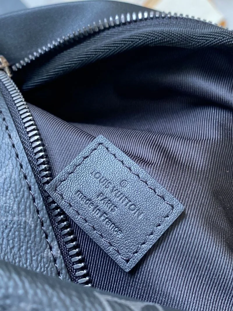 Louis Vuitton Waist Chest Packs Youthful 39311