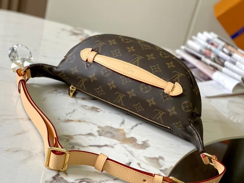 Louis Vuitton Waist Chest Packs RelaxedFit 39306