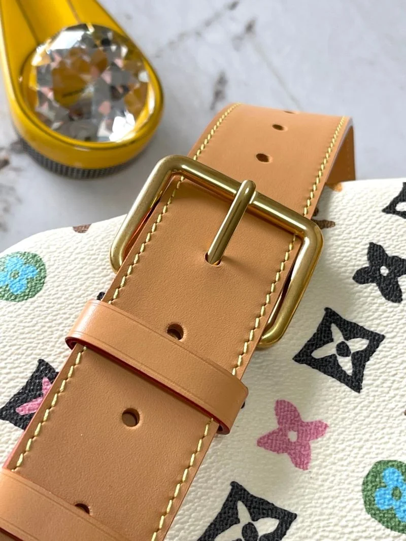 Louis Vuitton Waist Chest Packs QuickDry 39319