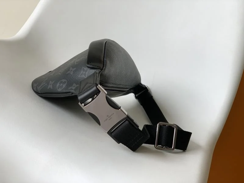Minimalist Louis Vuitton Waist Chest Packs 38734
