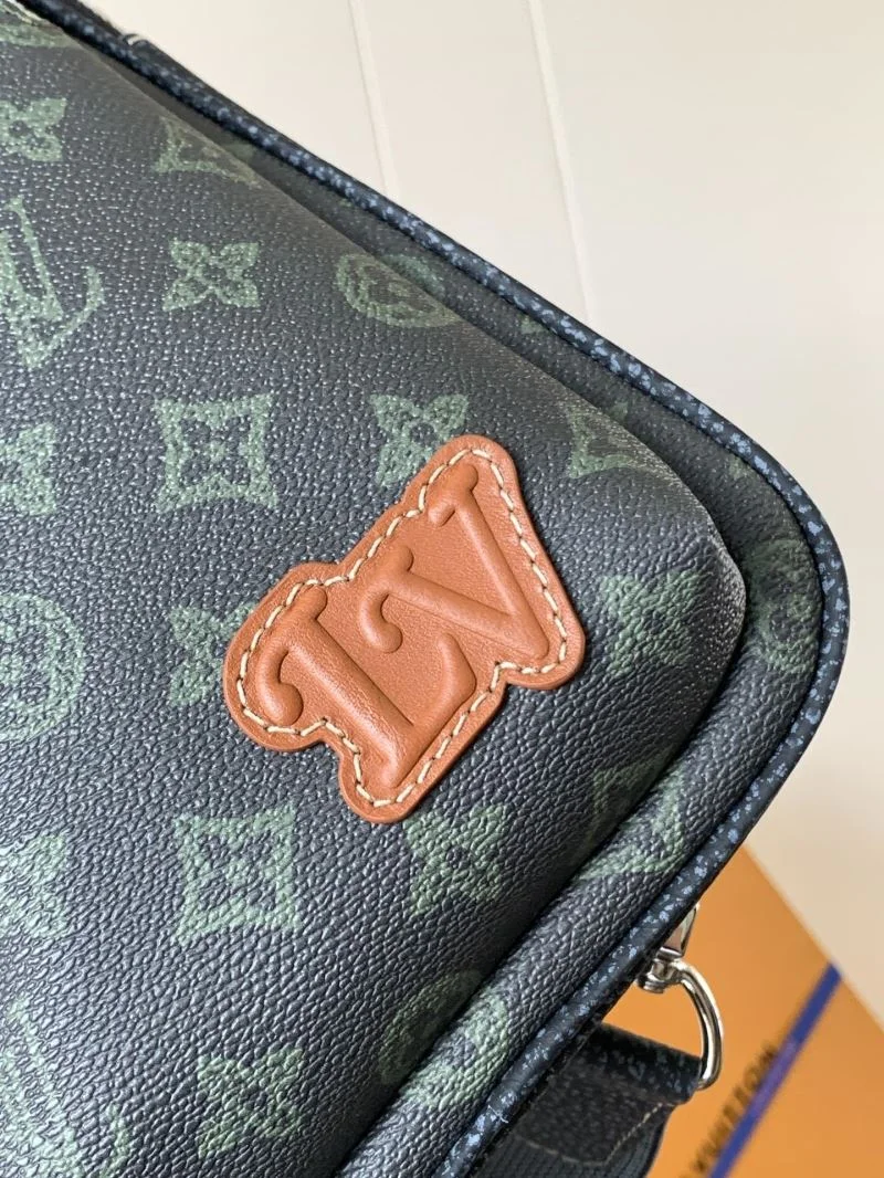 Breathable Louis Vuitton Waist Chest Packs 38729