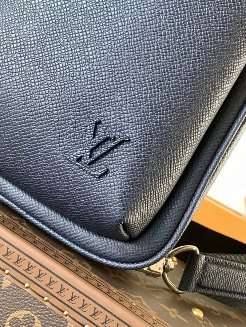 Chic Louis Vuitton Waist Chest Packs 38719