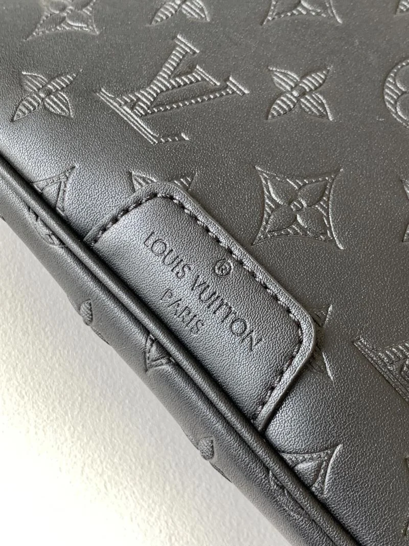 Comfortable Louis Vuitton Waist Chest Packs 38707