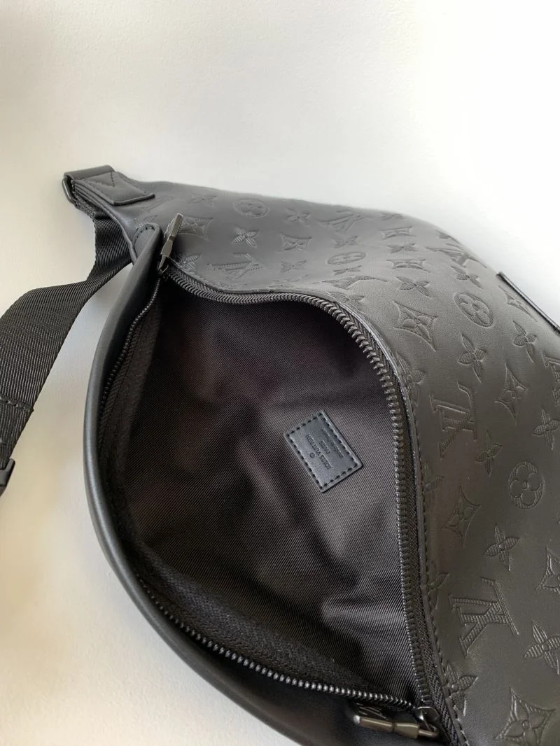 Comfortable Louis Vuitton Waist Chest Packs 38707