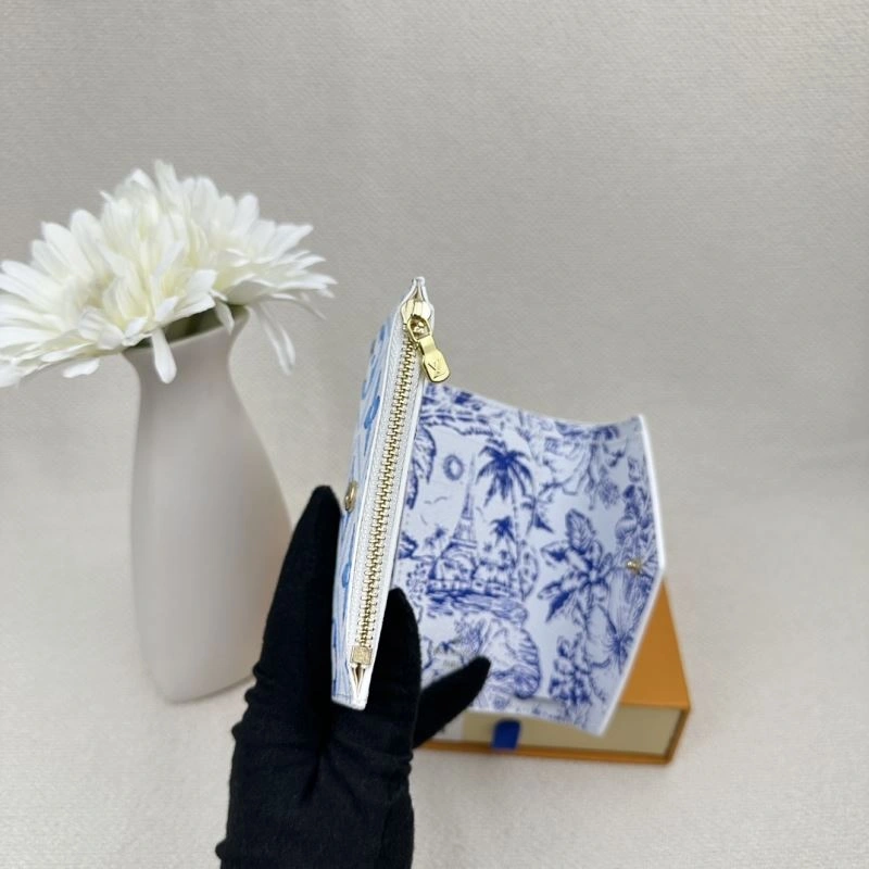 Unisex Louis Vuitton Wallets Purse 88099