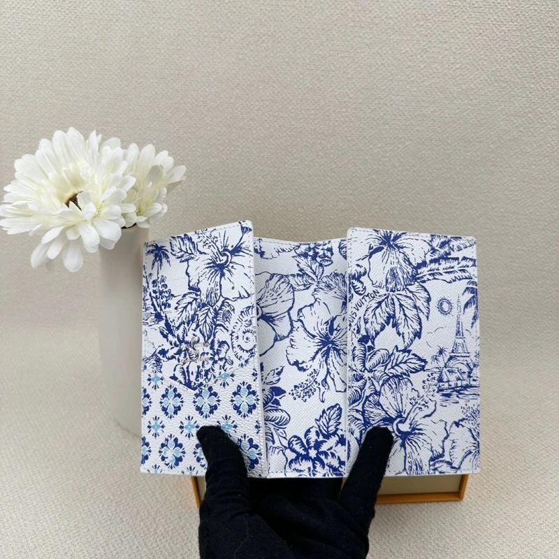 Compact Louis Vuitton Wallets Purse 88093