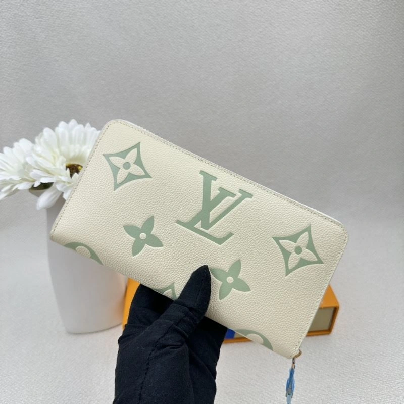 Louis Vuitton Wallets Purse OdorResistant 88070