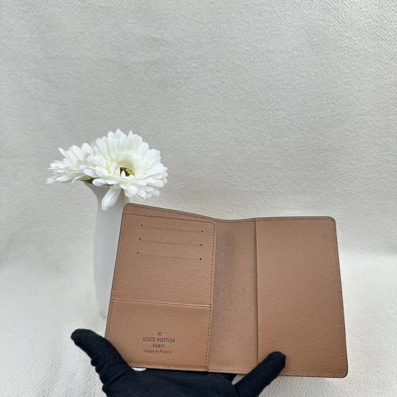 Louis Vuitton Wallets Purse TravelReady 88100