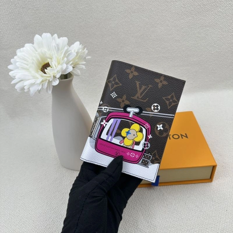 Bright Louis Vuitton Wallets Purse 78981