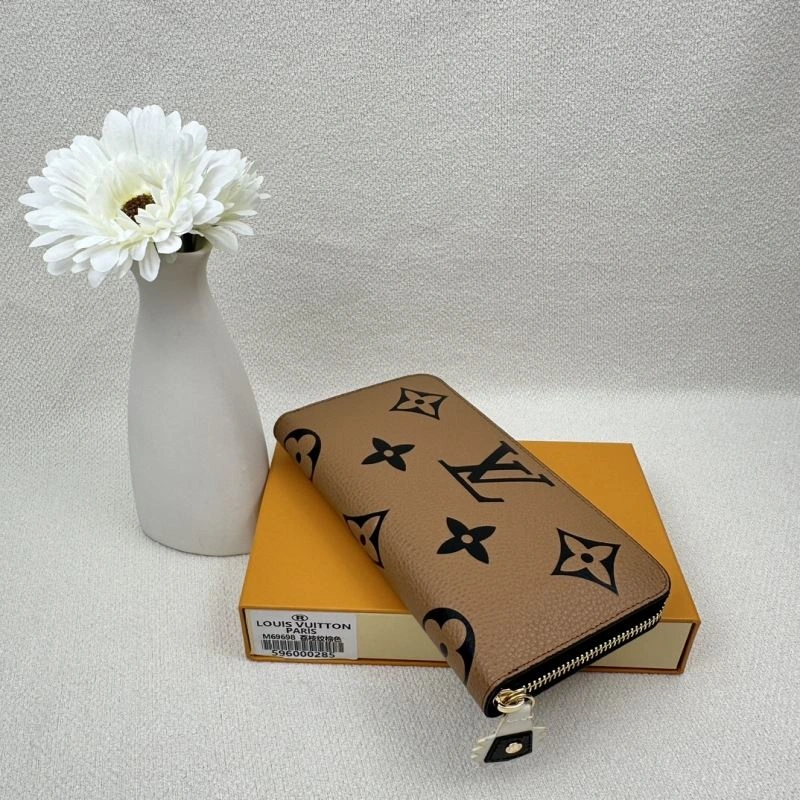 Louis Vuitton Wallets Purse RelaxedFit 88050