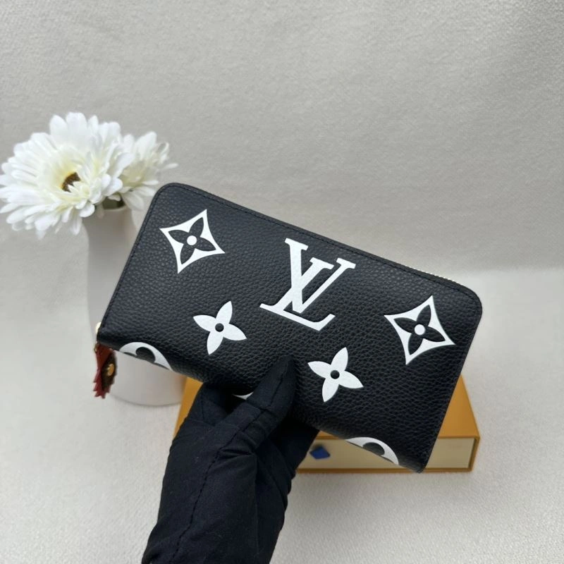 Casual Louis Vuitton Wallets Purse 88087