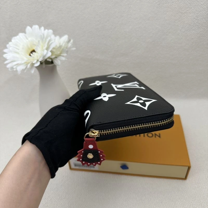 Casual Louis Vuitton Wallets Purse 88087