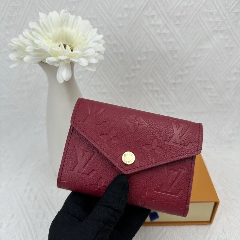 Sleek Louis Vuitton Wallets Purse 88045
