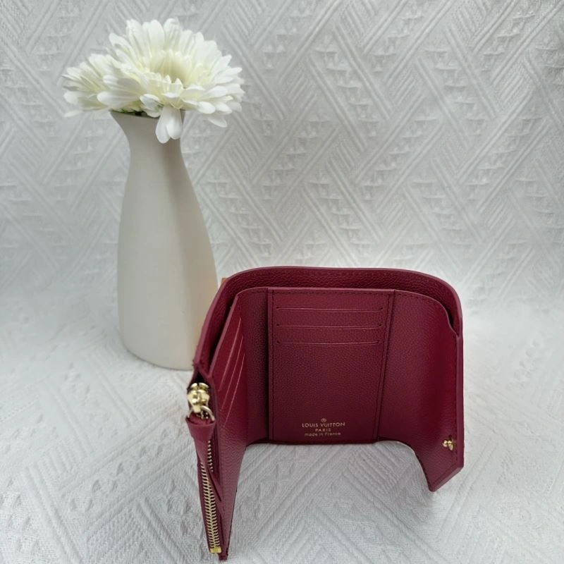 Sleek Louis Vuitton Wallets Purse 88045