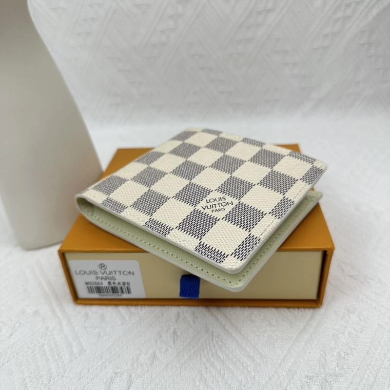 Sleek Louis Vuitton Wallets Purse 88038