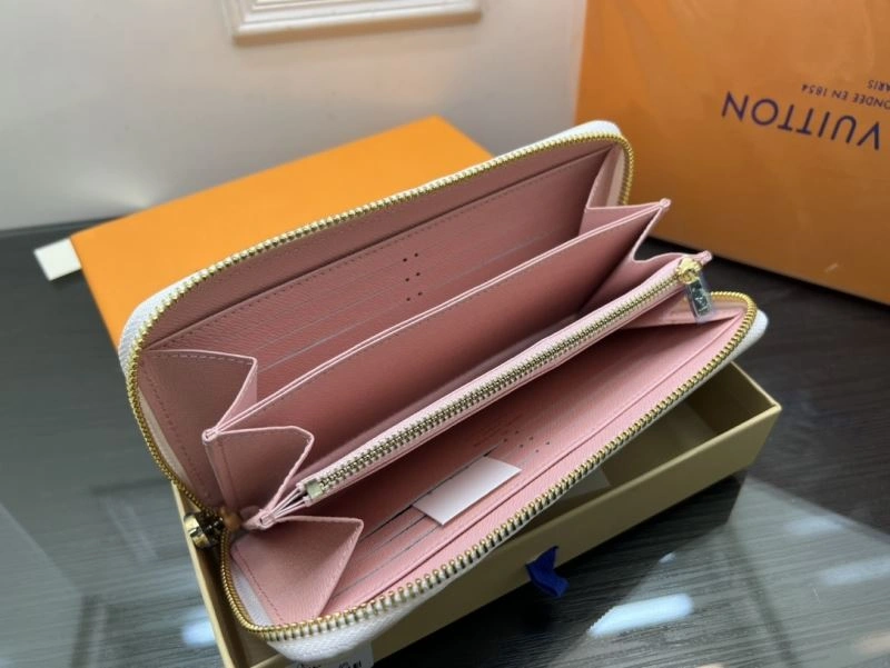 Louis Vuitton Wallets Purse WellDesigned 88025