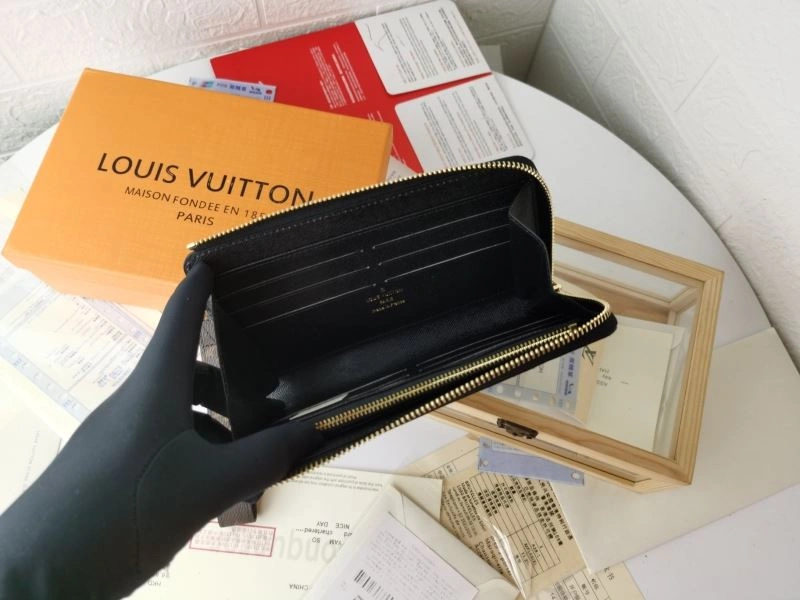 Louis Vuitton Wallets Purse Refined 87970
