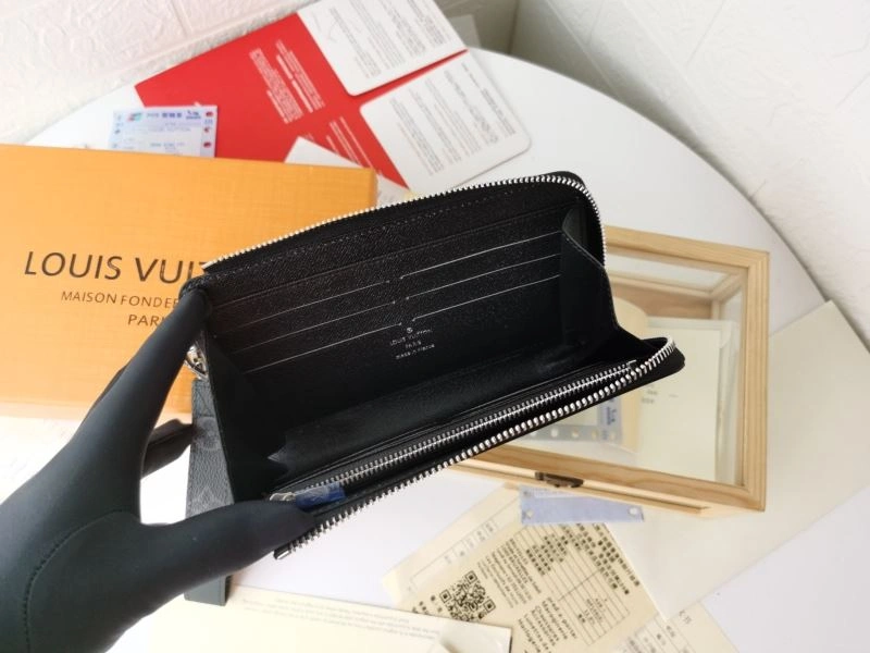 Louis Vuitton Wallets Purse Sporty 87966