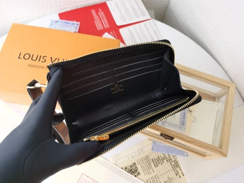 Seasonal Louis Vuitton Wallets Purse 87994