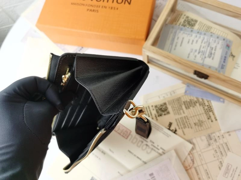 Seasonal Louis Vuitton Wallets Purse 87994
