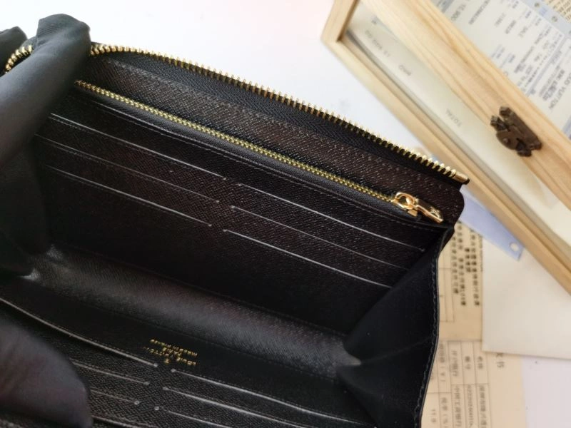 SportInspired Louis Vuitton Wallets Purse 87965
