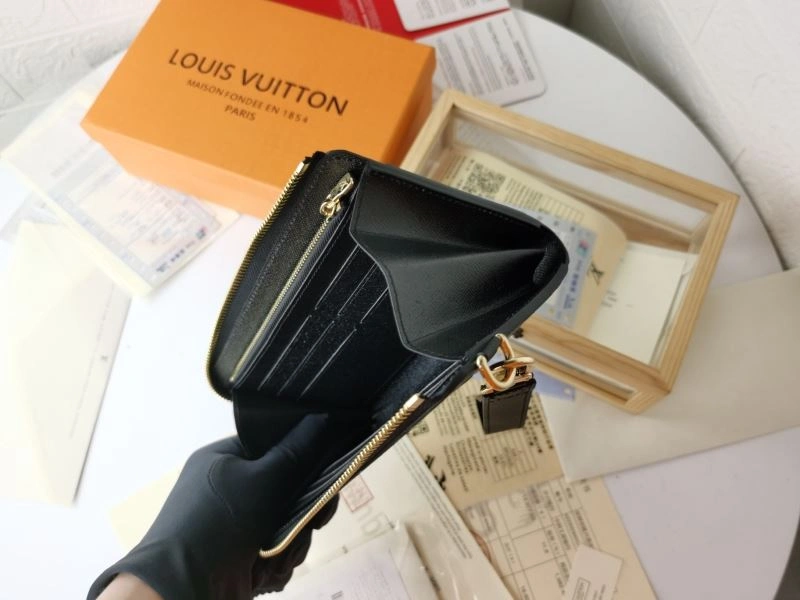 SportInspired Louis Vuitton Wallets Purse 87965