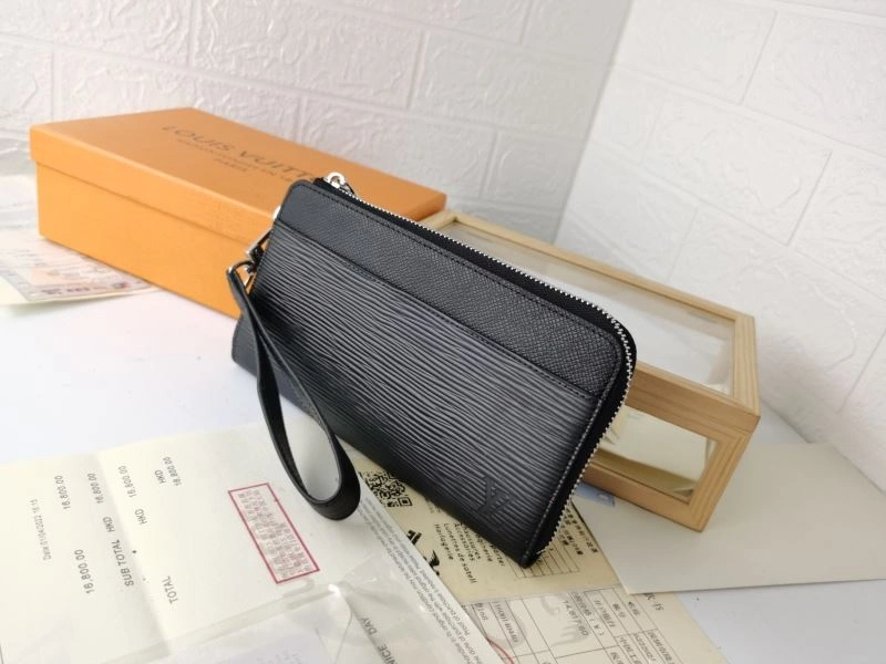 Louis Vuitton Wallets Purse Seasonal 88005