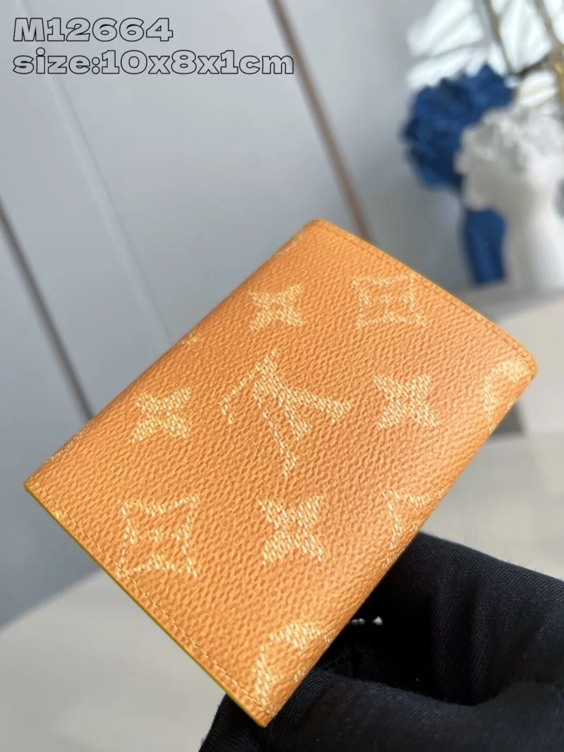 Vibrant Louis Vuitton Wallets Purse 40955