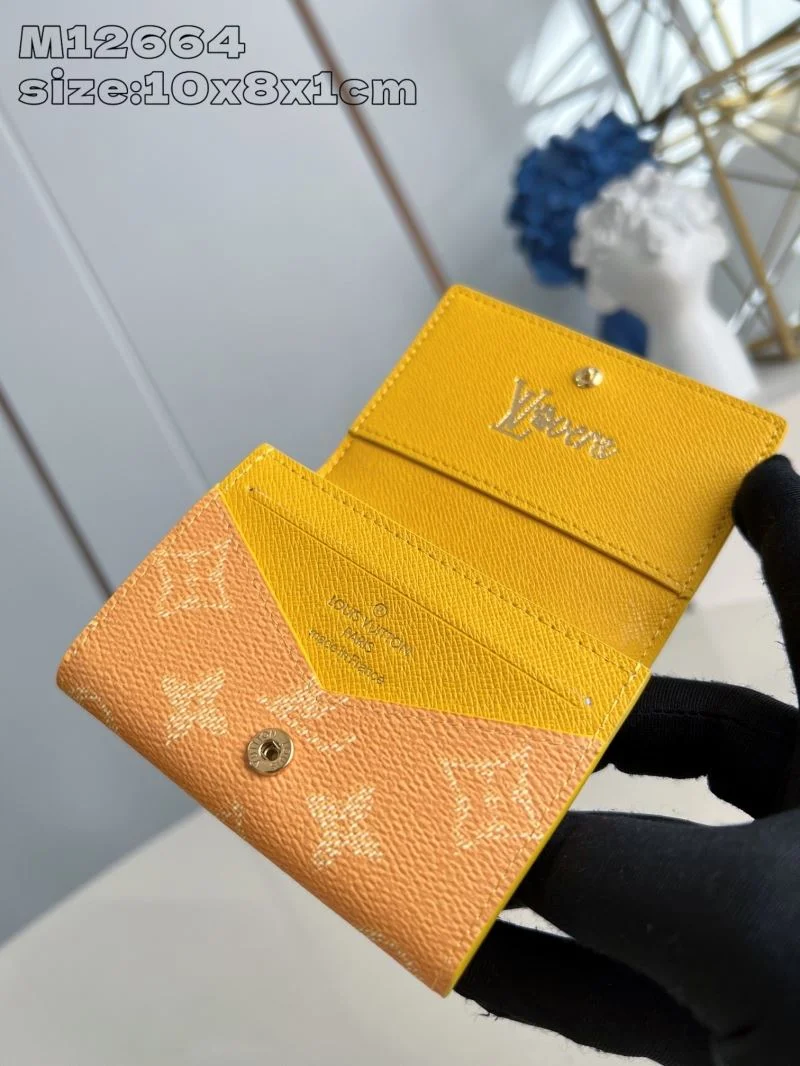 Vibrant Louis Vuitton Wallets Purse 40955