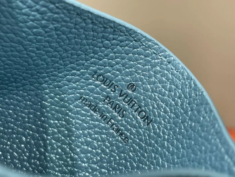 Louis Vuitton Wallets Purse TravelReady 40950