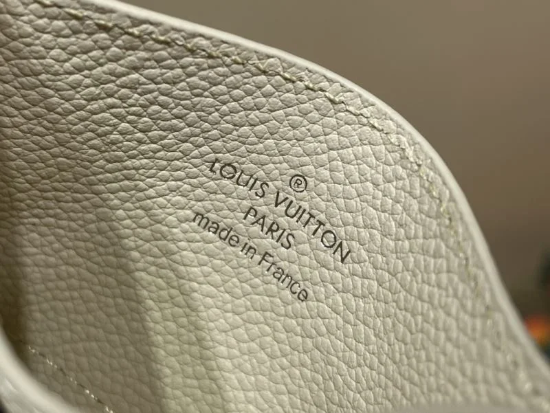 Louis Vuitton Wallets Purse Reliable 40942