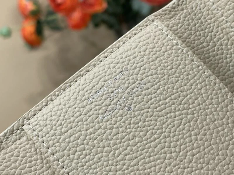 UrbanStyle Louis Vuitton Wallets Purse 40940