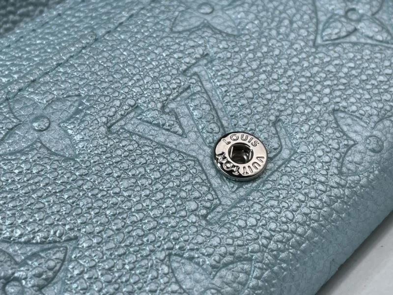 Fashionable Louis Vuitton Wallets Purse 40937