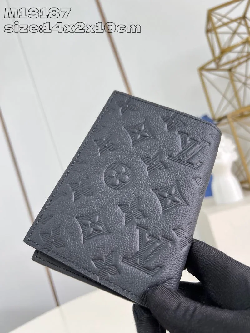 MoistureWicking Louis Vuitton Wallets Purse 40930