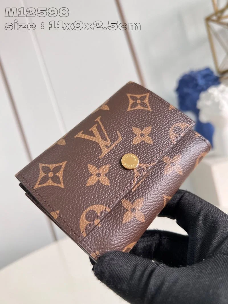 EyeCatching Louis Vuitton Wallets Purse 40871