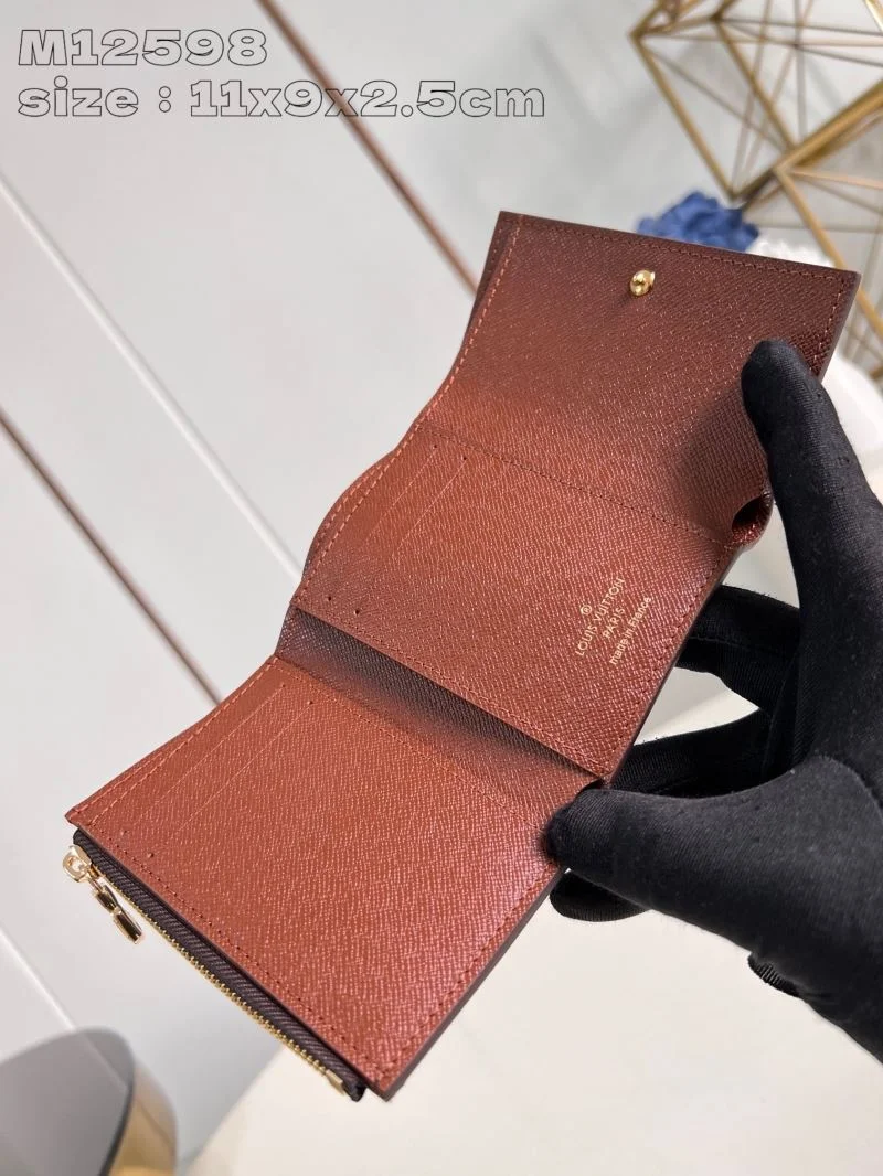 EyeCatching Louis Vuitton Wallets Purse 40871