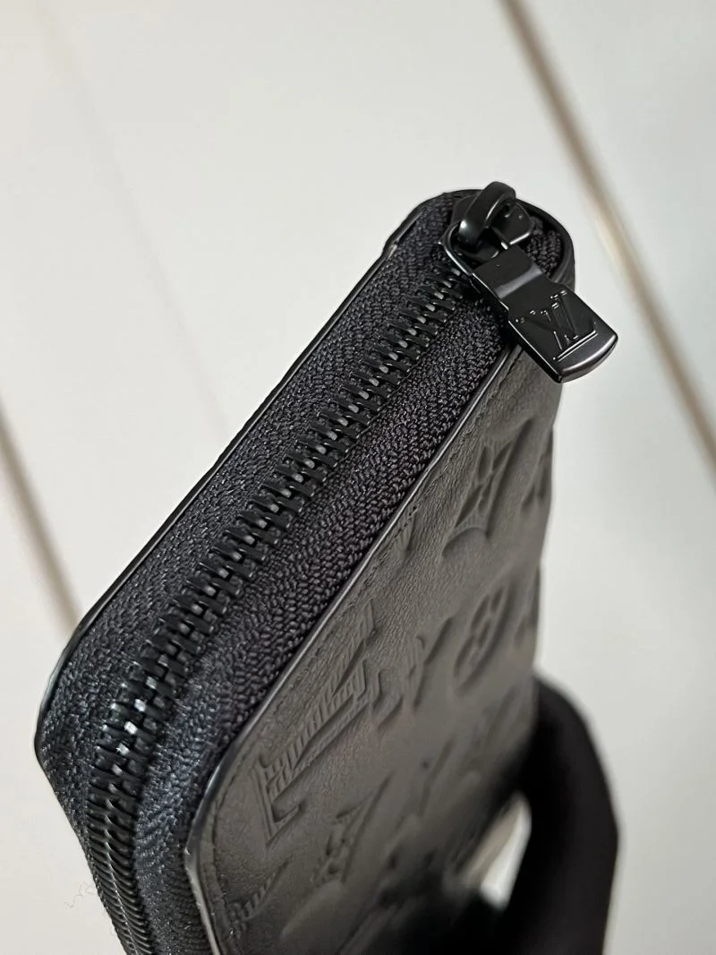 ModernLook Louis Vuitton Wallets Purse 40822