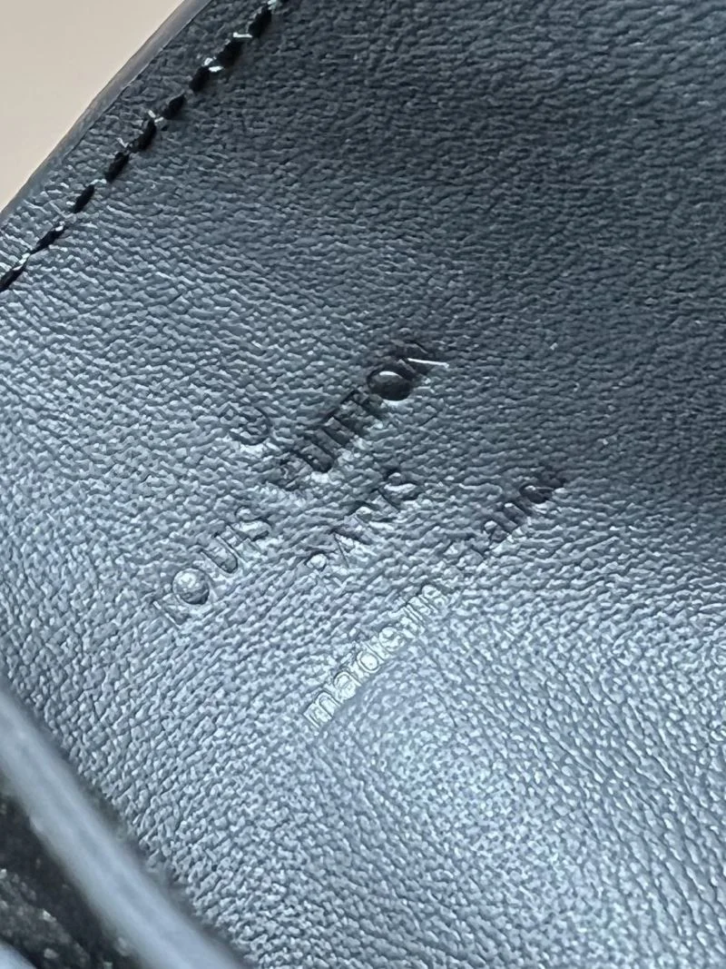 Louis Vuitton Wallets Purse Effortless 40818