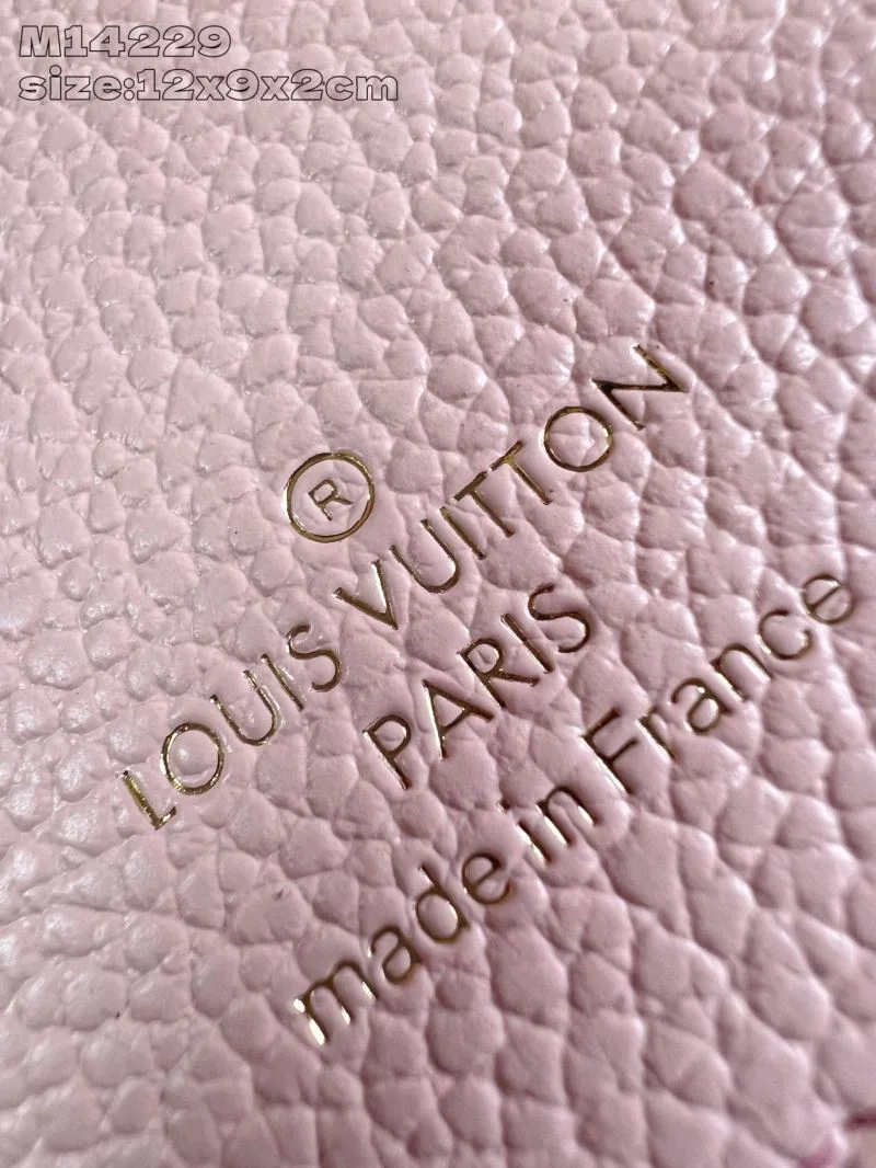 Functional Louis Vuitton Wallets Purse 40241