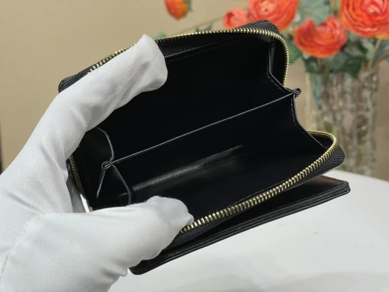 Louis Vuitton Wallets Purse ModernLook 40232