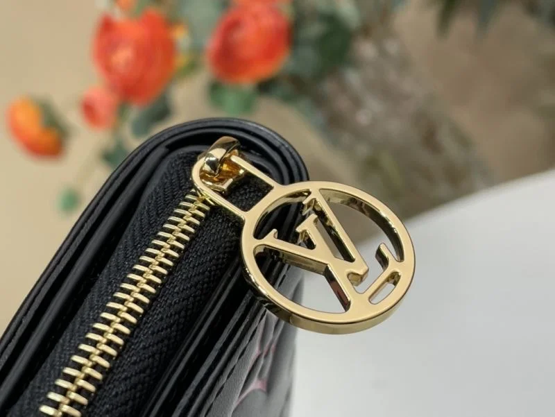 Flexible Louis Vuitton Wallets Purse 40303