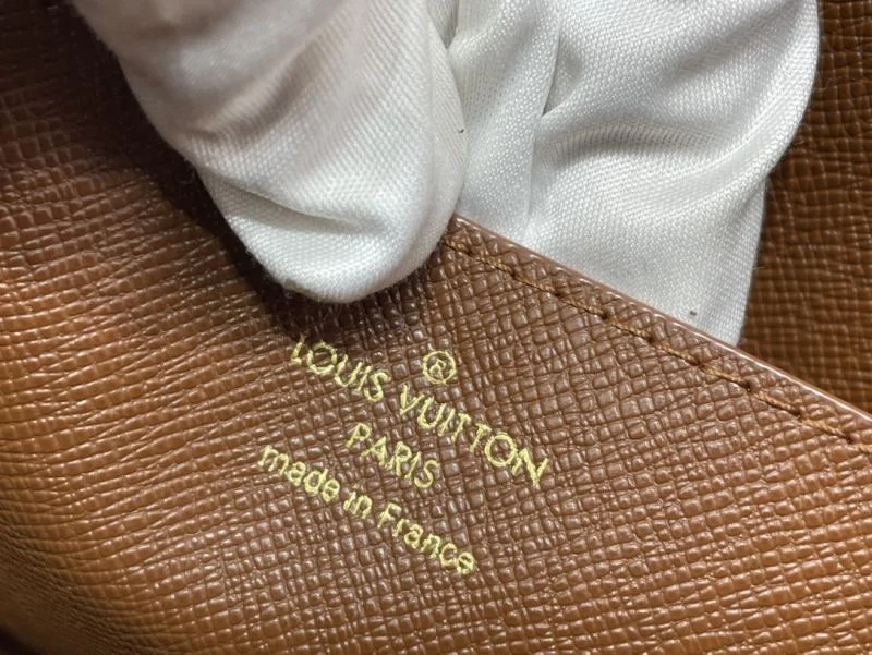 Louis Vuitton Wallets Purse OdorResistant 40224