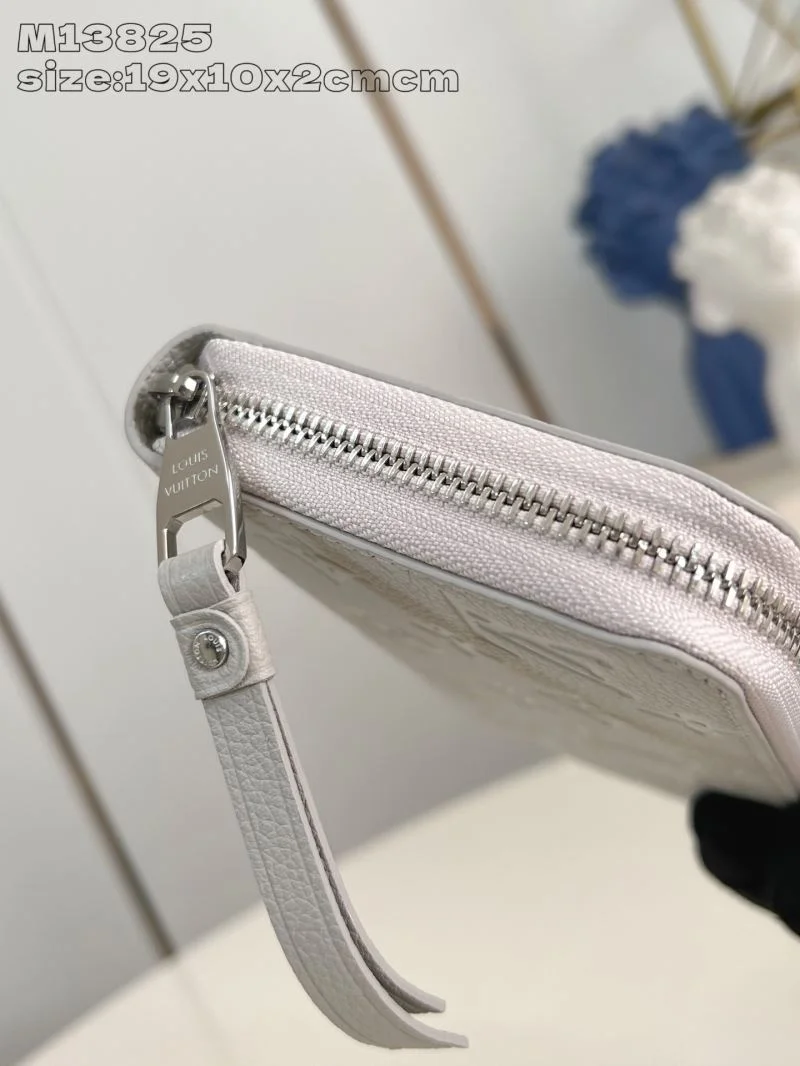 Louis Vuitton Wallets Purse SoftTouch 40215