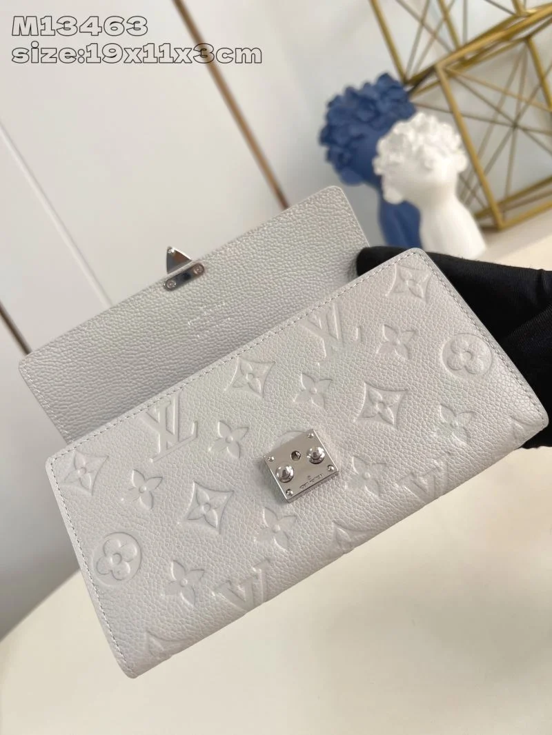RelaxedFit Louis Vuitton Wallets Purse 40208
